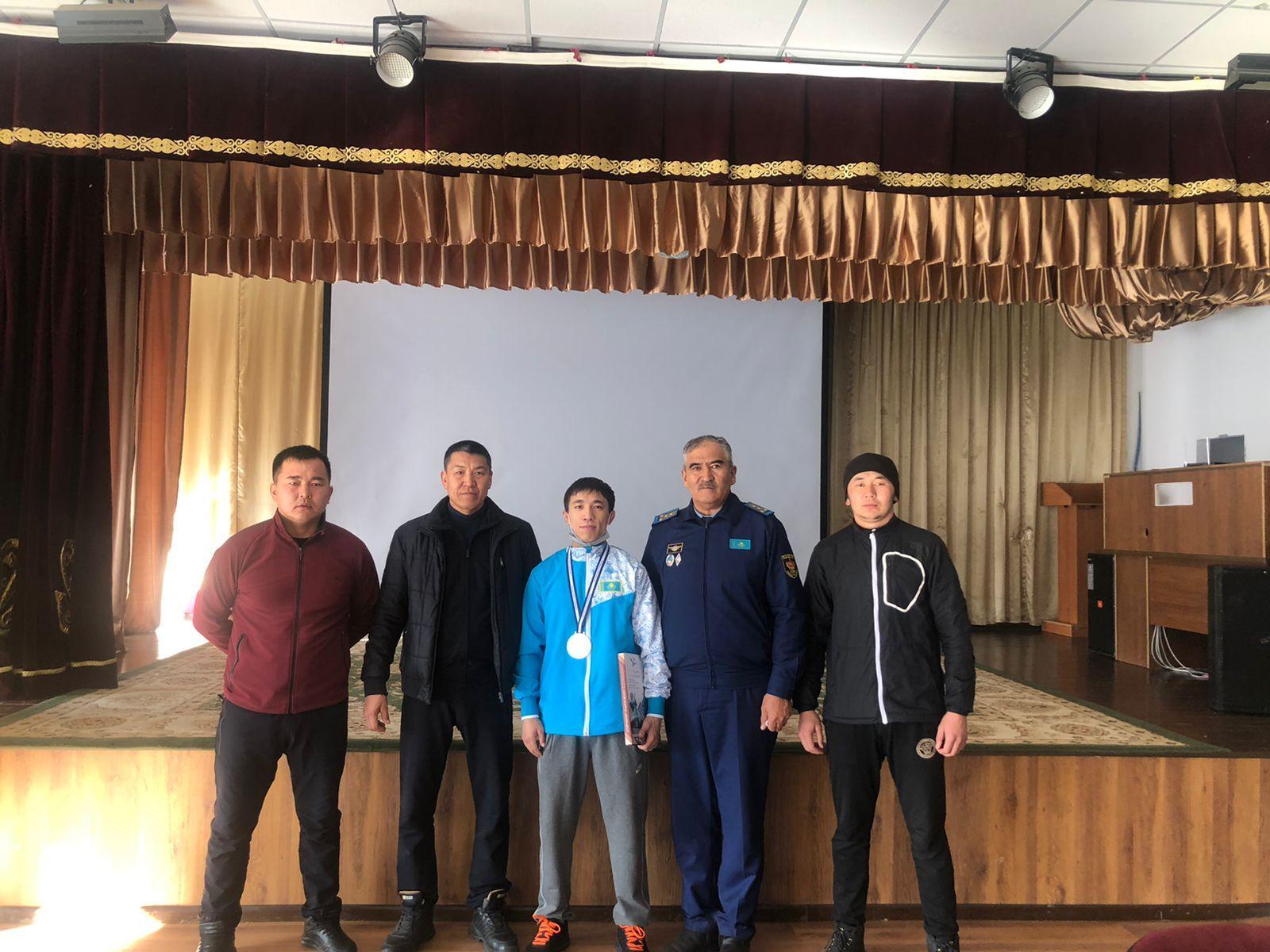 Мектебіміздің түлегі, әлем чемпионы Жакыпбеков Дастан